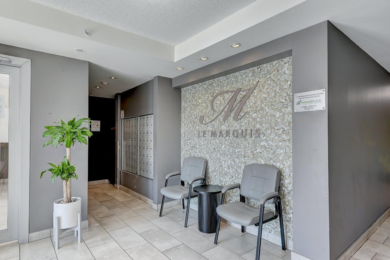 Hall - 109-7620 Boul. Marie-Victorin, Brossard, QC - Indoor Photo Showing Other Room