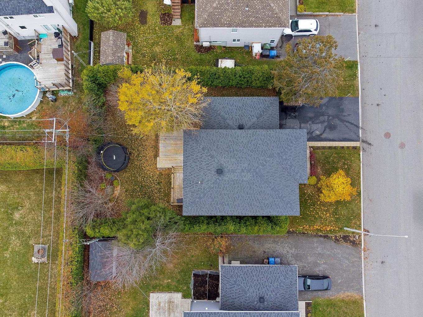 Aerial photo - 1879 Rue Angèle, Saint-Jérôme, QC - Outdoor With Above Ground Pool