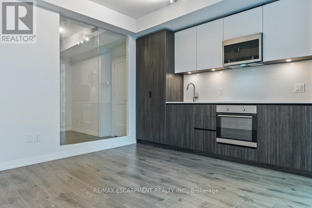 4021 - 28 Widmer Street, Toronto, ON - Indoor Photo Showing Kitchen