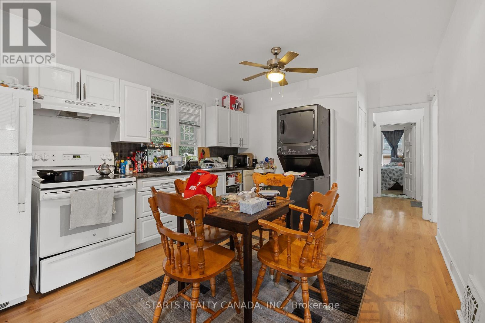 420 Macdonnell Street, Kingston, ON - Indoor Photo Showing Kitchen