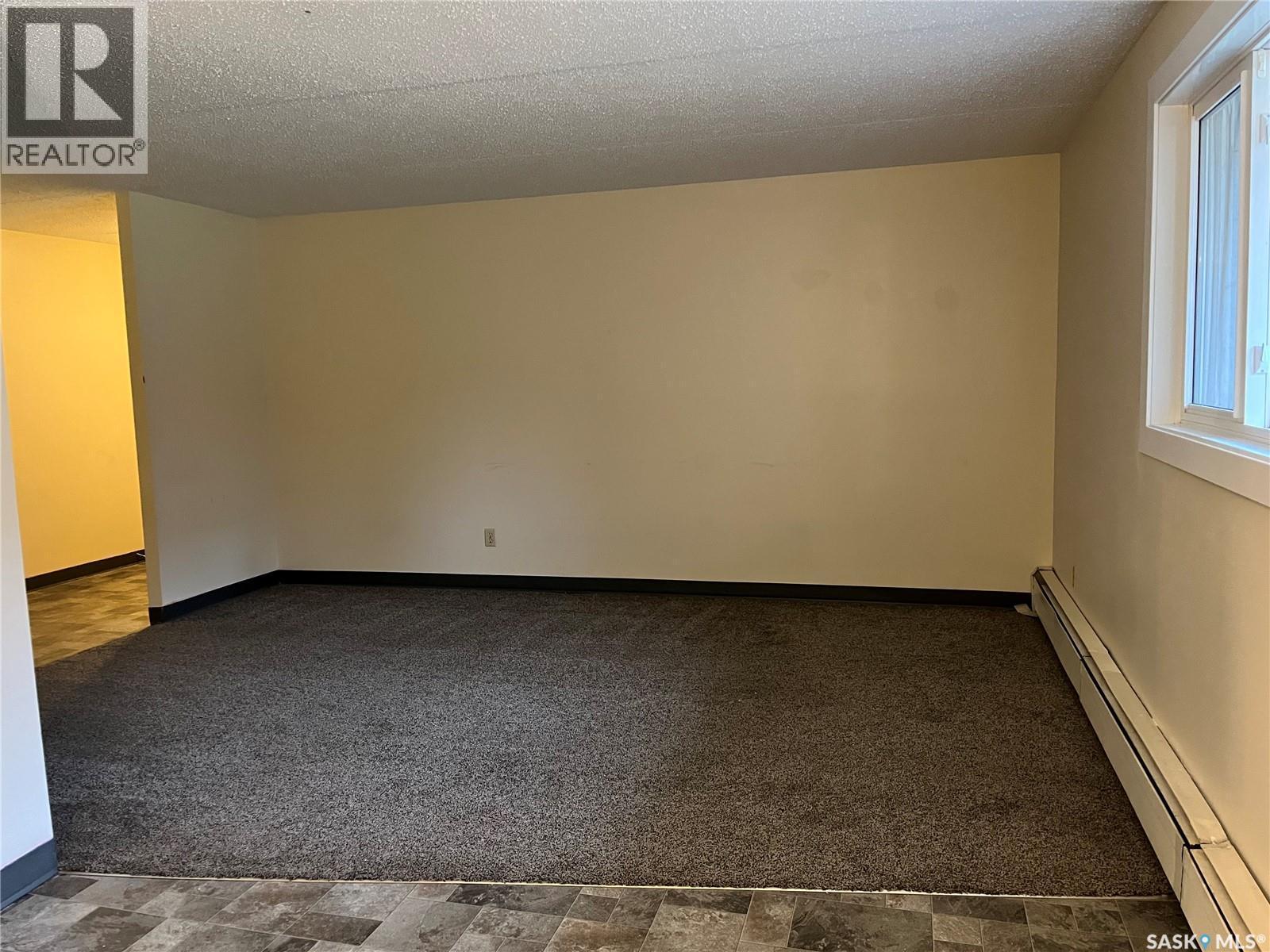 14 27 Centennial Street, Regina, SK - Indoor Photo Showing Other Room