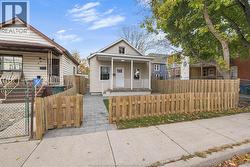 666 BRANT Windsor, ON N9A 3E6