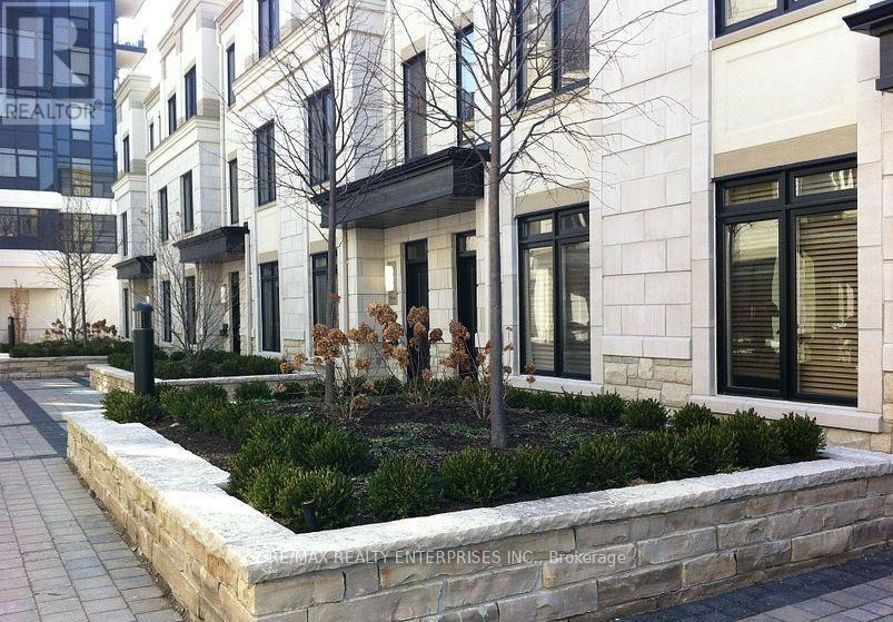 5 - 5 Oakburn Crescent, Toronto, ON - Outdoor With Facade