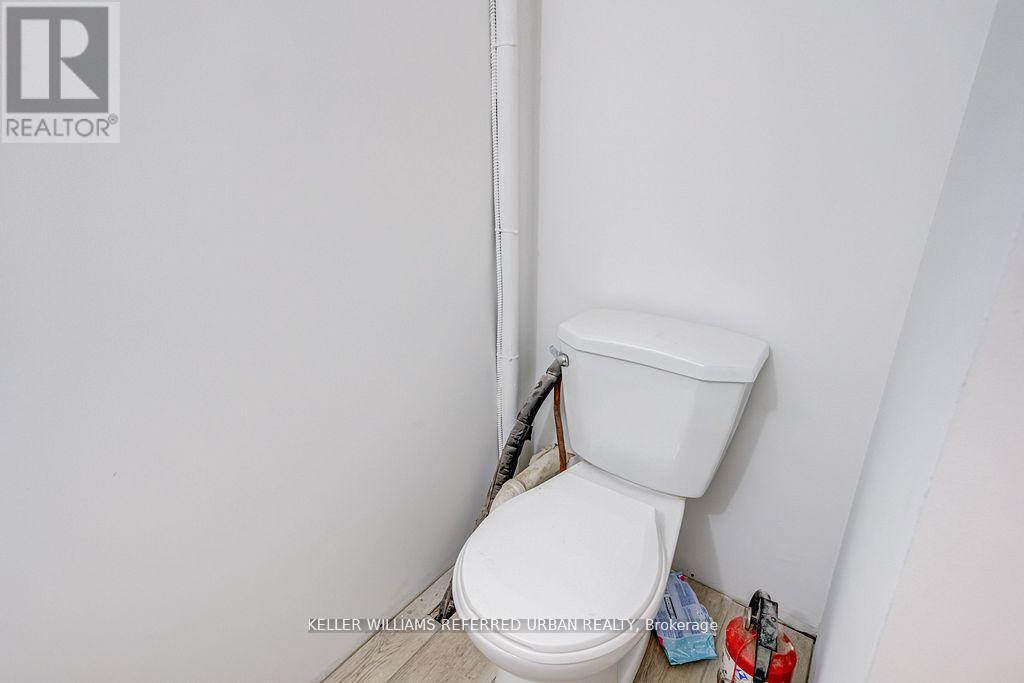 499 Danforth Avenue, Toronto, ON