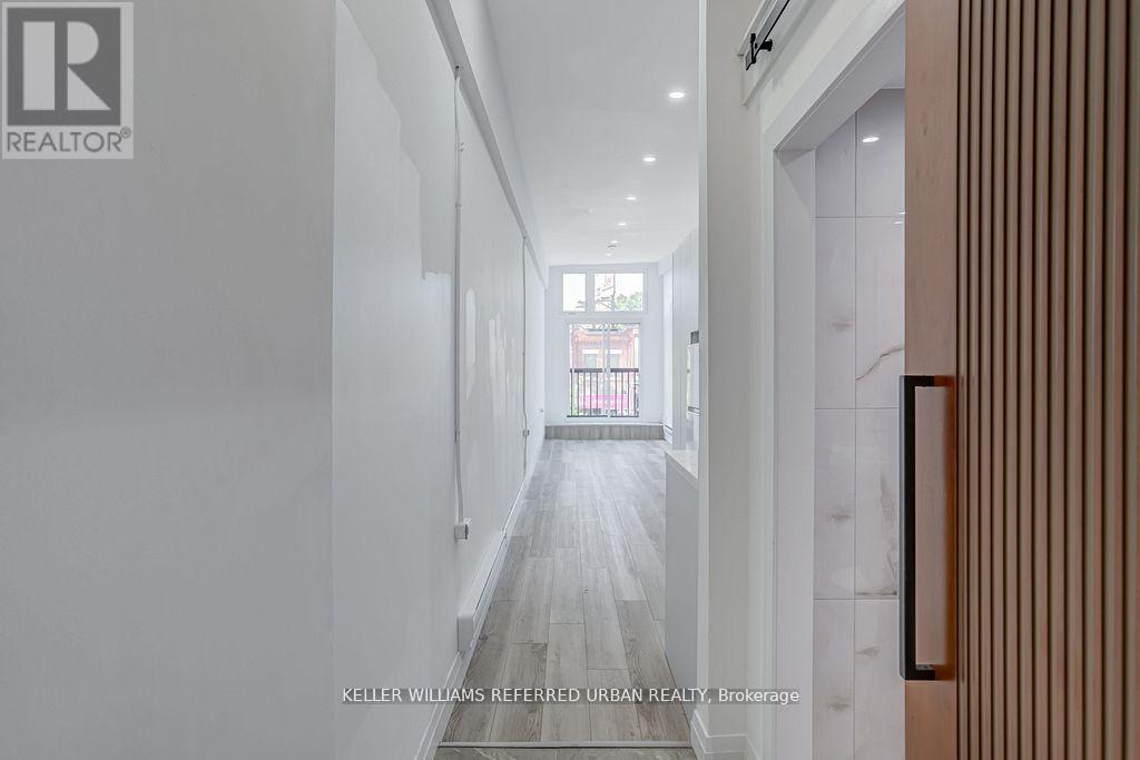 499 Danforth Avenue, Toronto, ON