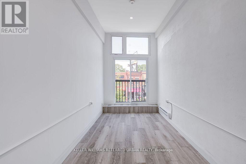 499 Danforth Avenue, Toronto, ON