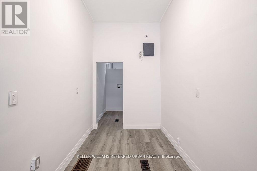 499 Danforth Avenue, Toronto, ON