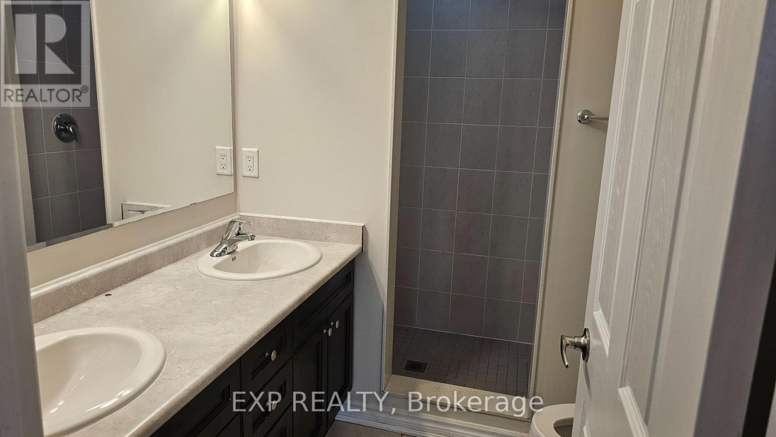 345 Gooding Crescent N, Milton, ON - Indoor Photo Showing Bathroom