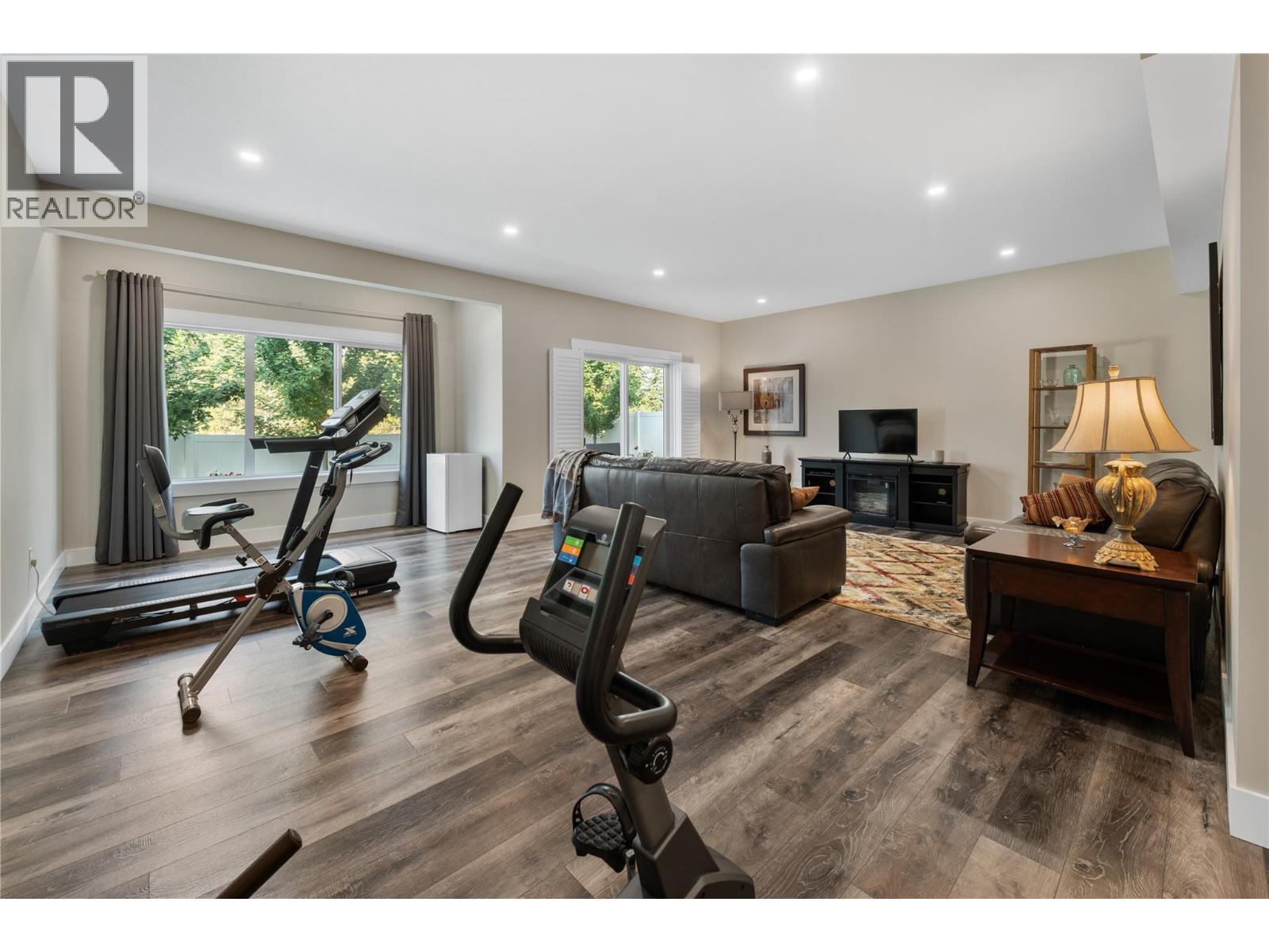 3820 20Th Street Ne Unit# 12, Salmon Arm, BC - Indoor Photo Showing Gym Room