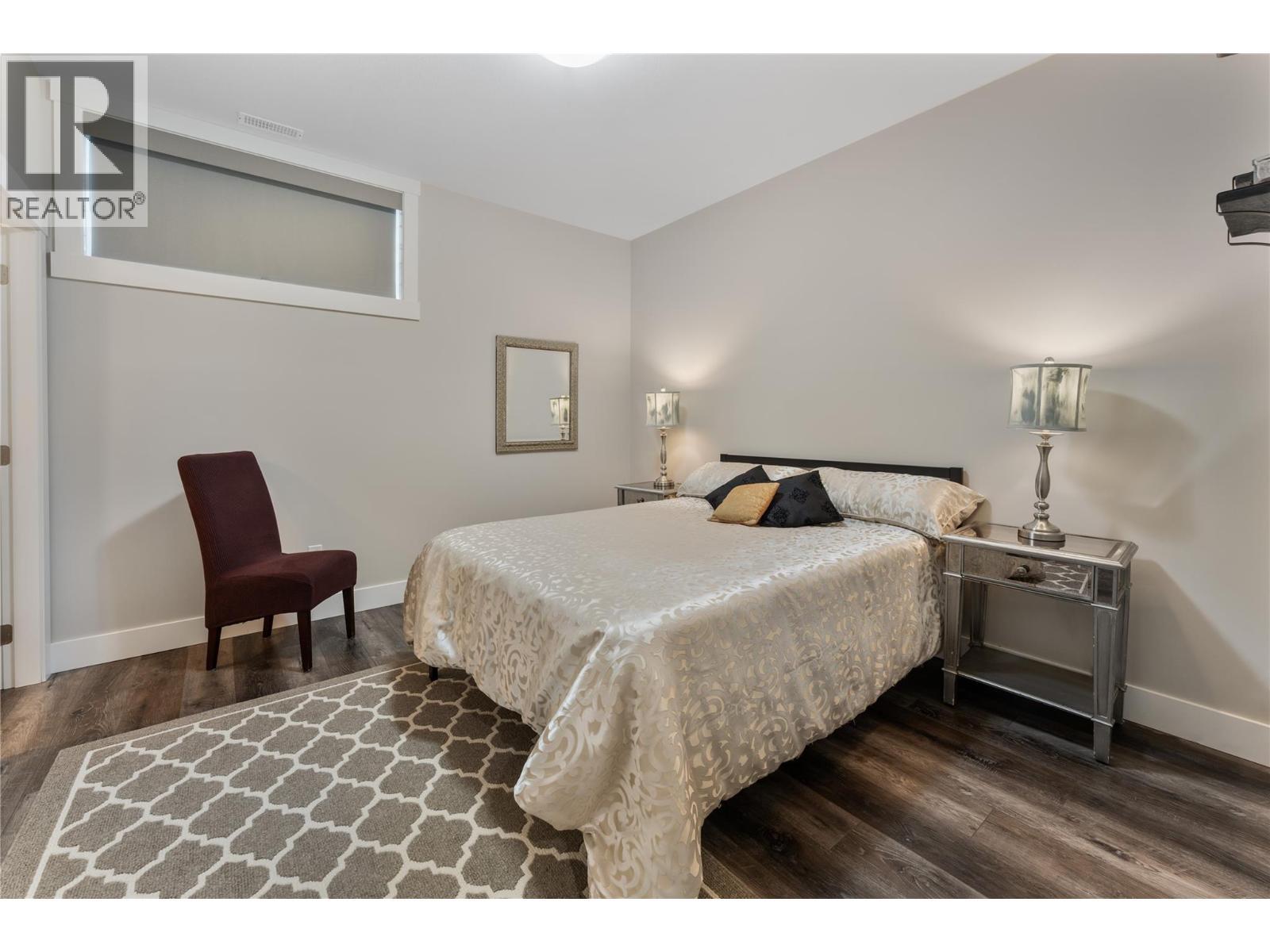 3820 20Th Street Ne Unit# 12, Salmon Arm, BC - Indoor Photo Showing Bedroom