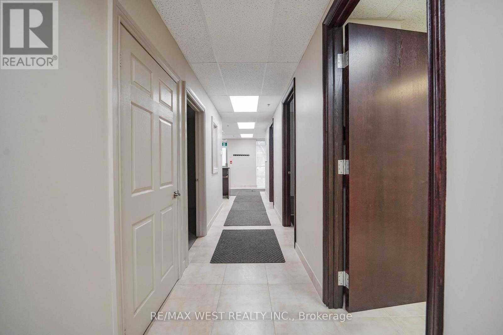 C1 & C3 - 800 Sheppard Avenue W, Toronto, ON