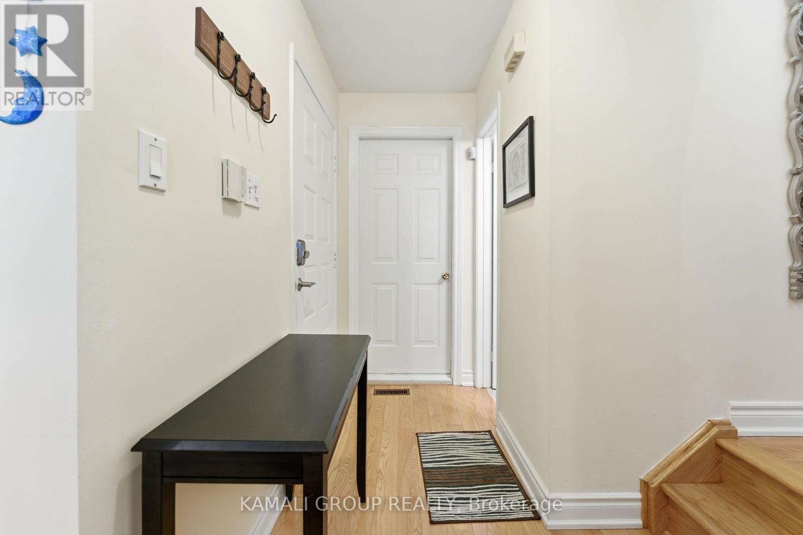 2 Storey Main Unit - Main - 112 Kersey Crescent, Richmond Hill, ON - Indoor Photo Showing Other Room