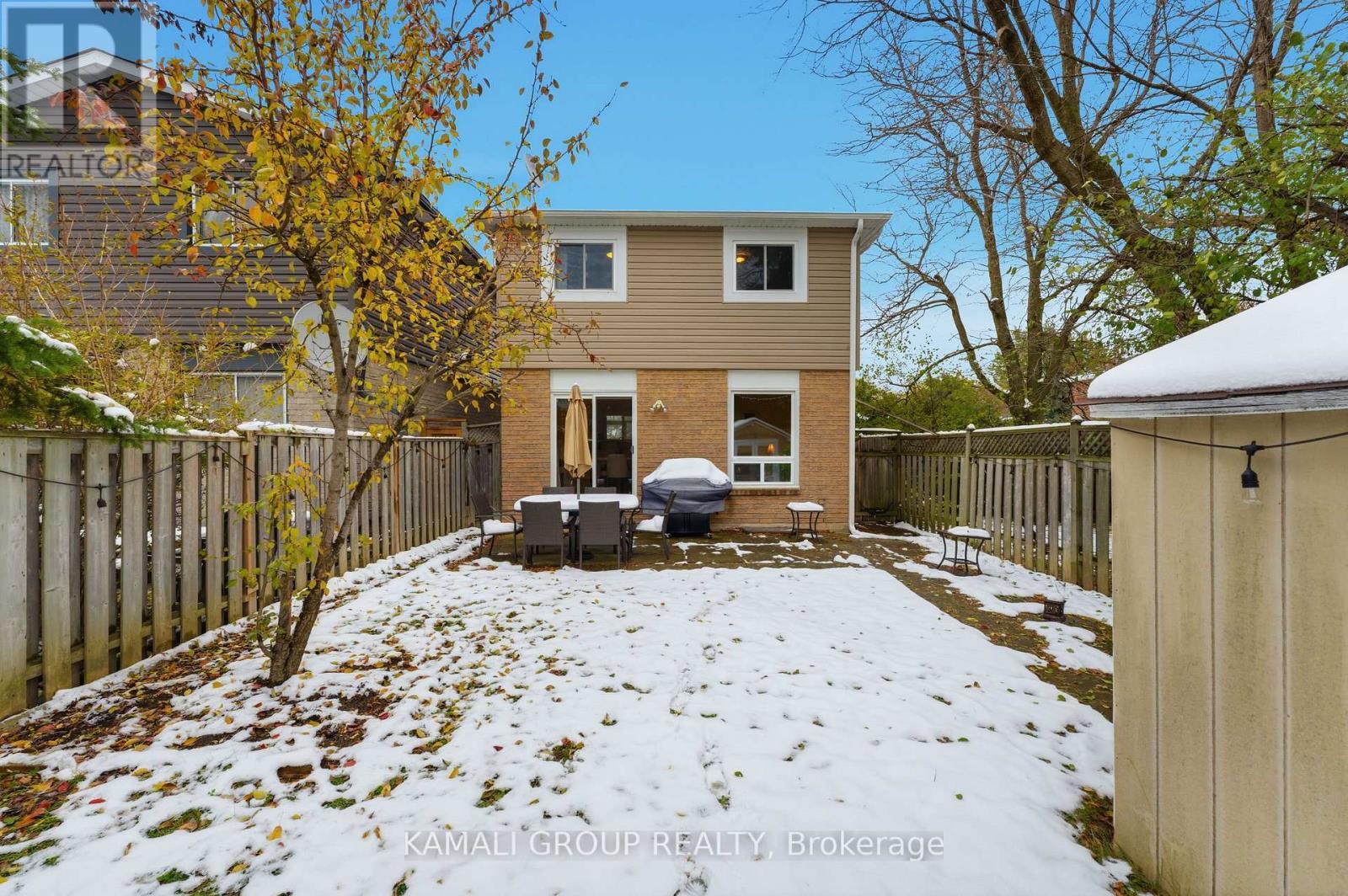 Large Yard to Relax - Main - 112 Kersey Crescent, Richmond Hill, ON - Outdoor