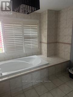 (Second Floor) - 1543 Morse Place, Milton, ON - Indoor Photo Showing Bathroom