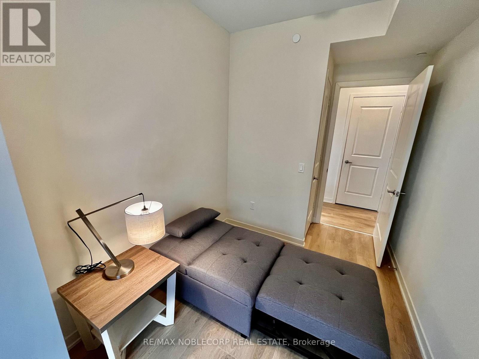 711 - 38 Annie Craig Drive, Toronto, ON - Indoor