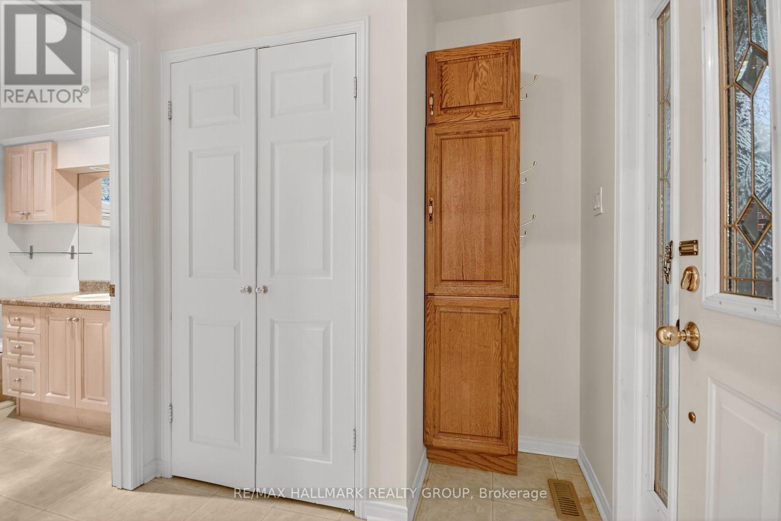 2042 Tilson Street, Ottawa, ON - Indoor Photo Showing Other Room