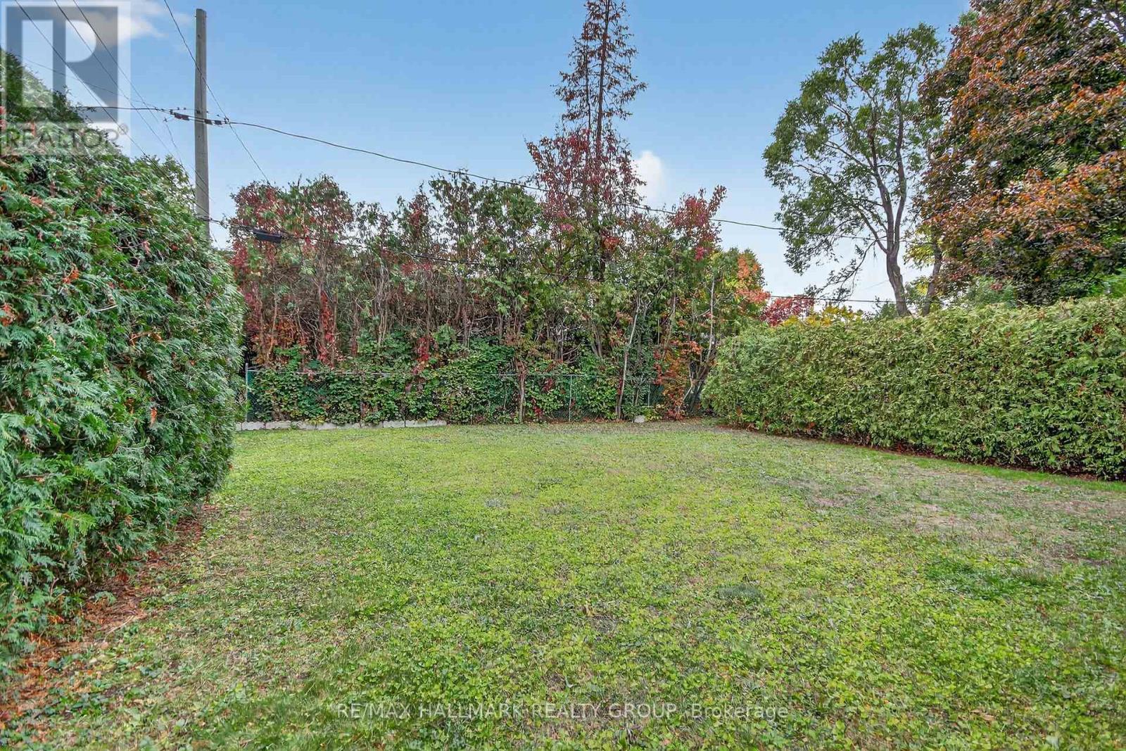 2042 Tilson Street, Ottawa, ON - Outdoor