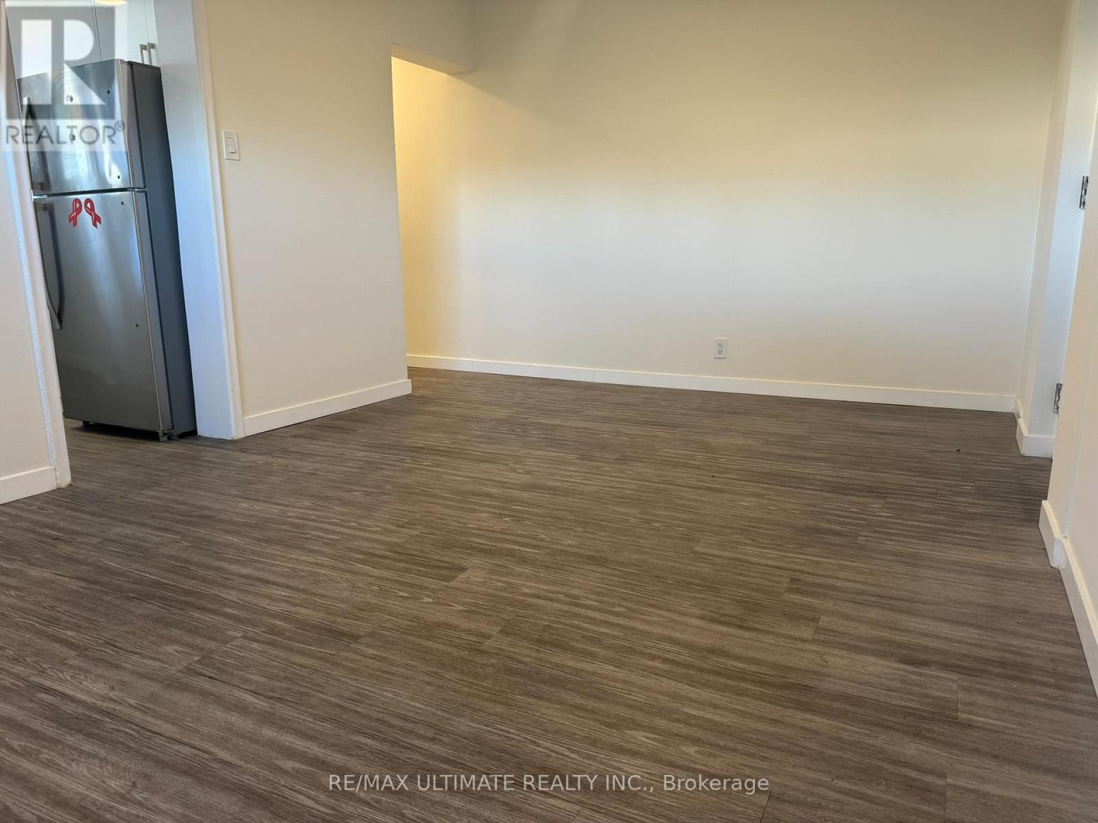 Living room - 2 - 1 Ranstone Gardens, Toronto, ON - Indoor Photo Showing Other Room