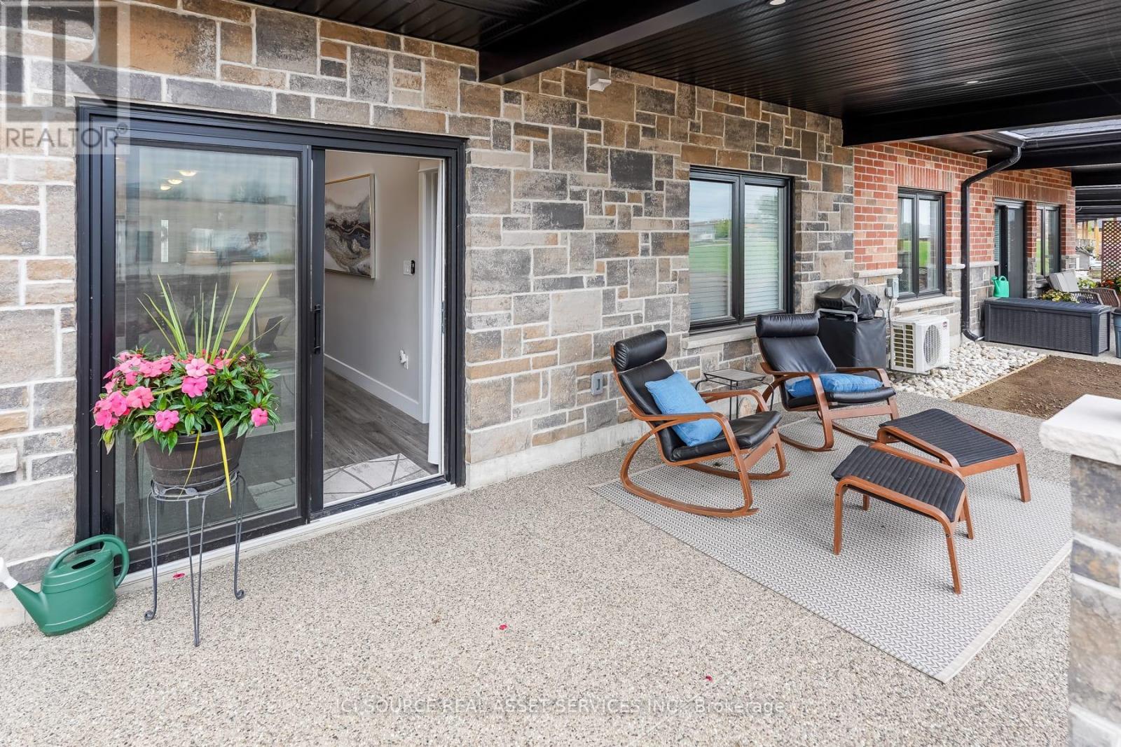 1306 15Th Avenue E, Owen Sound, ON - Outdoor With Deck Patio Veranda With Exterior