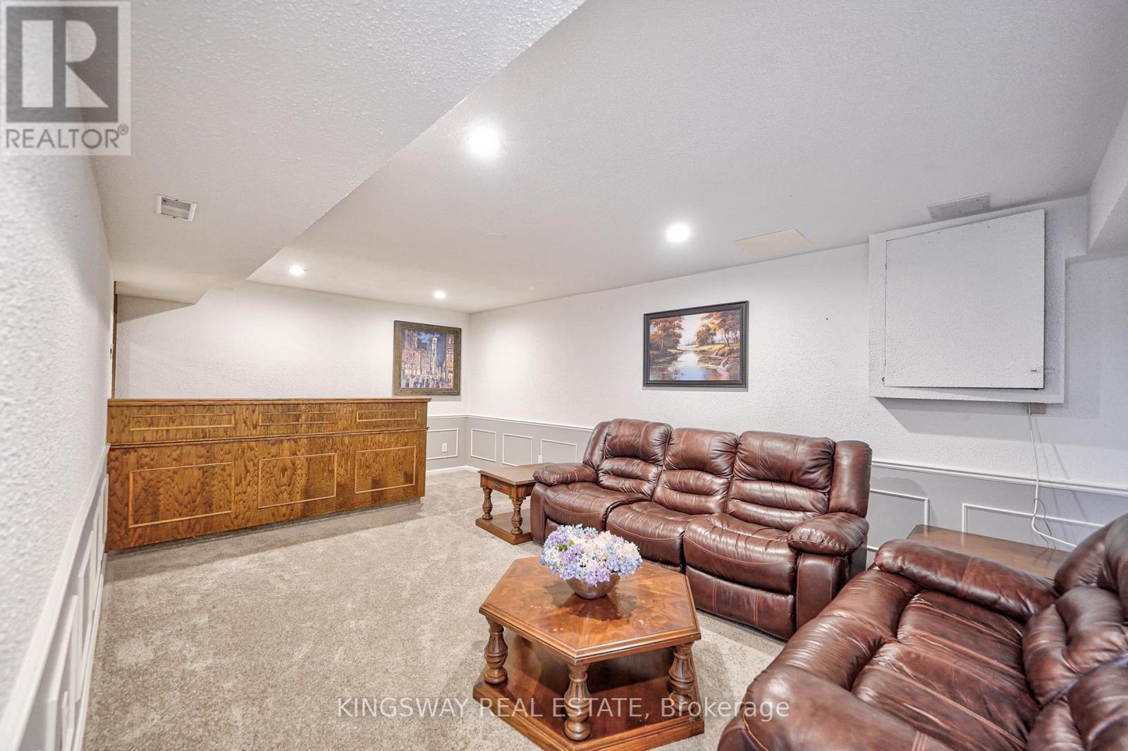 1638 Birchwood Drive, Mississauga, ON - Indoor