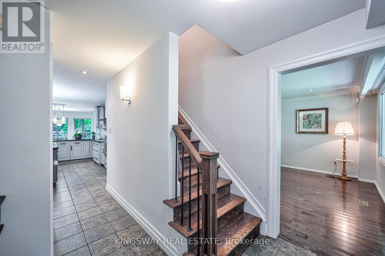 1638 Birchwood Drive, Mississauga, ON - Indoor Photo Showing Other Room