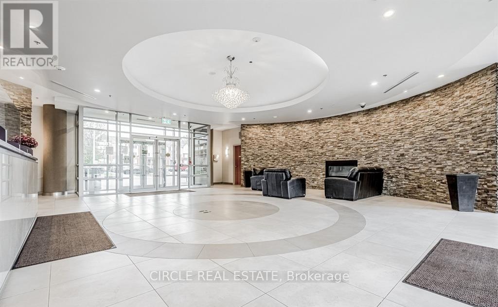 2207 - 215 Queen Street, Brampton, ON - Indoor Photo Showing Other Room