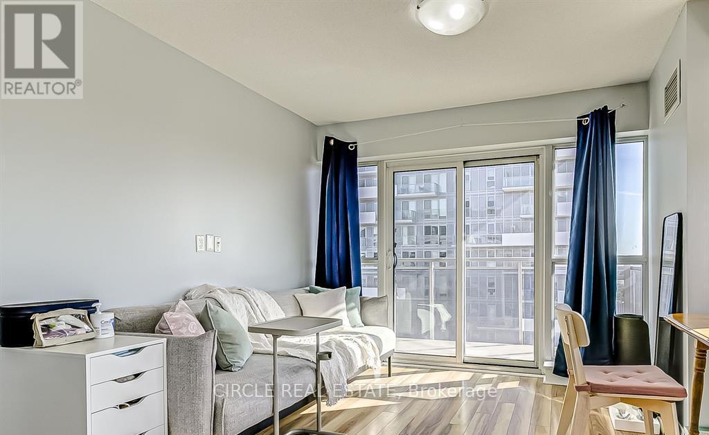 2207 - 215 Queen Street, Brampton, ON - Indoor