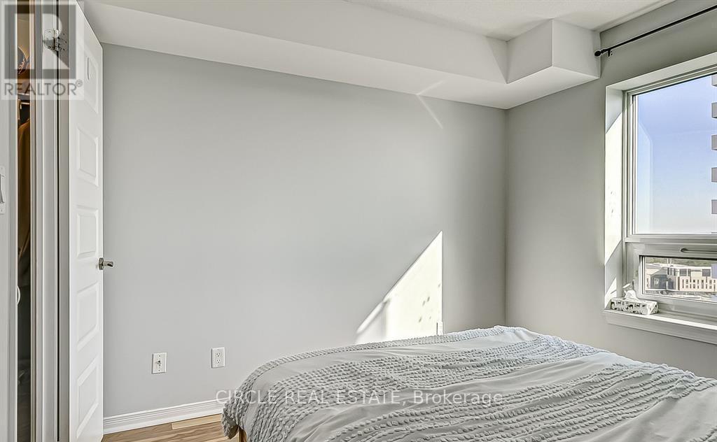 2207 - 215 Queen Street, Brampton, ON - Indoor Photo Showing Bedroom