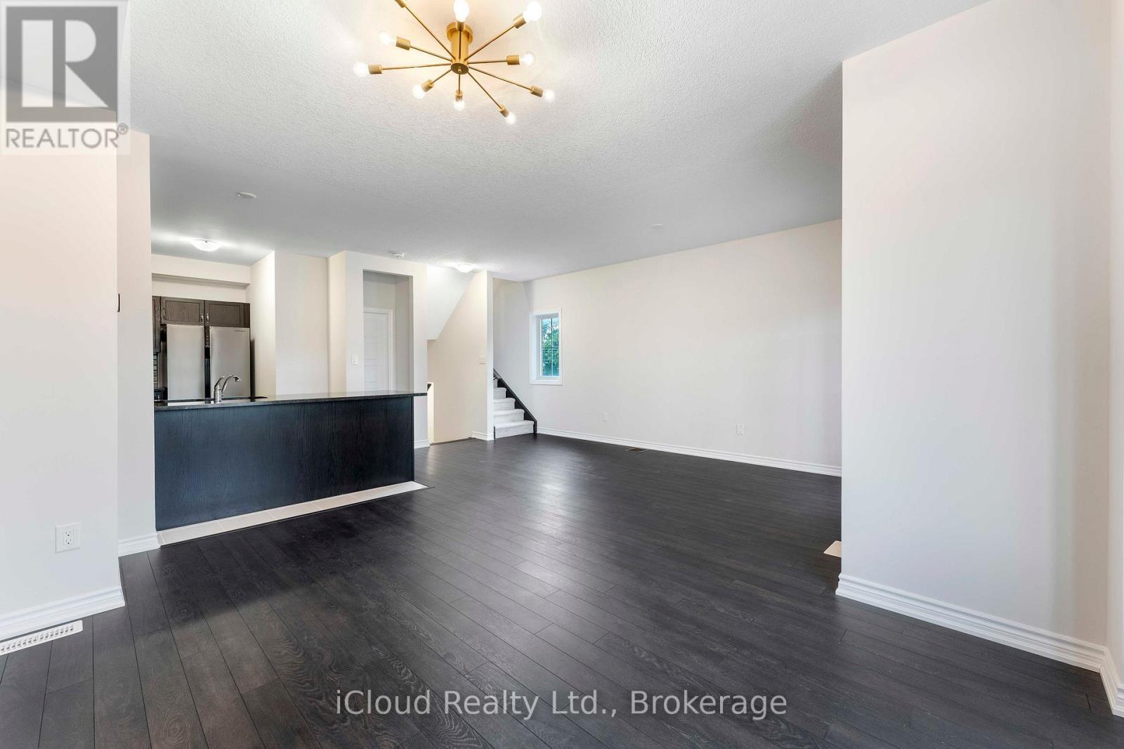 133 - 677 Park Road N, Brantford, ON - Indoor Photo Showing Other Room