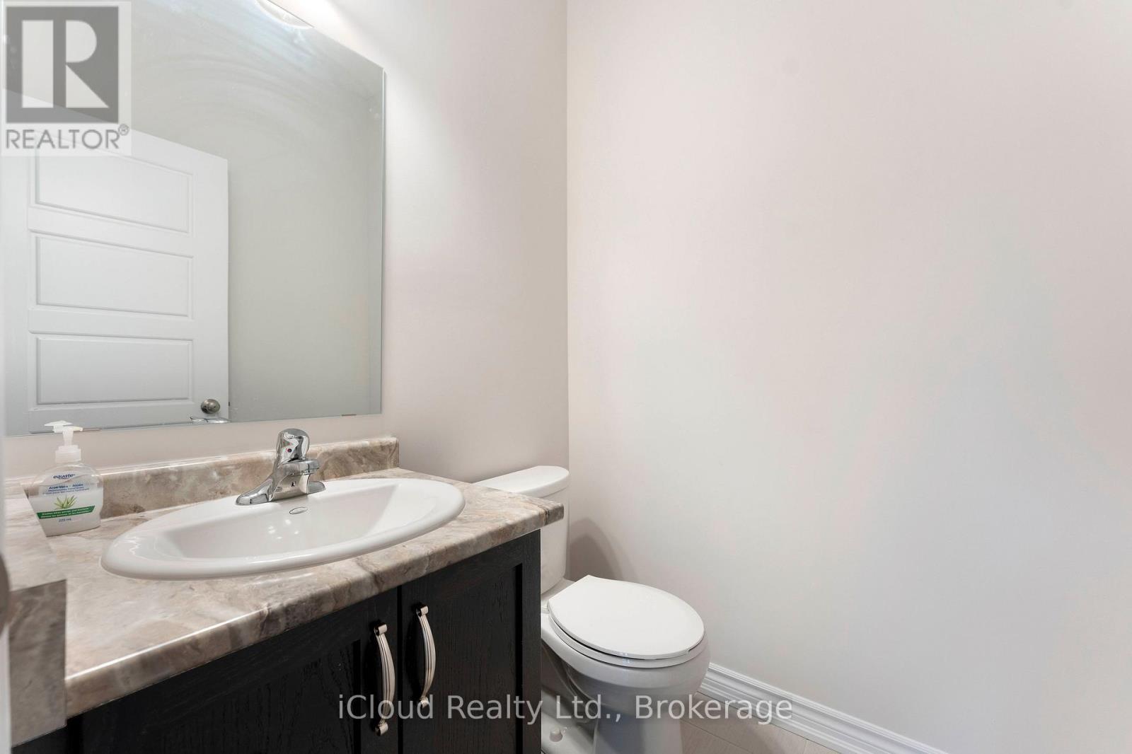 133 - 677 Park Road N, Brantford, ON - Indoor Photo Showing Bathroom