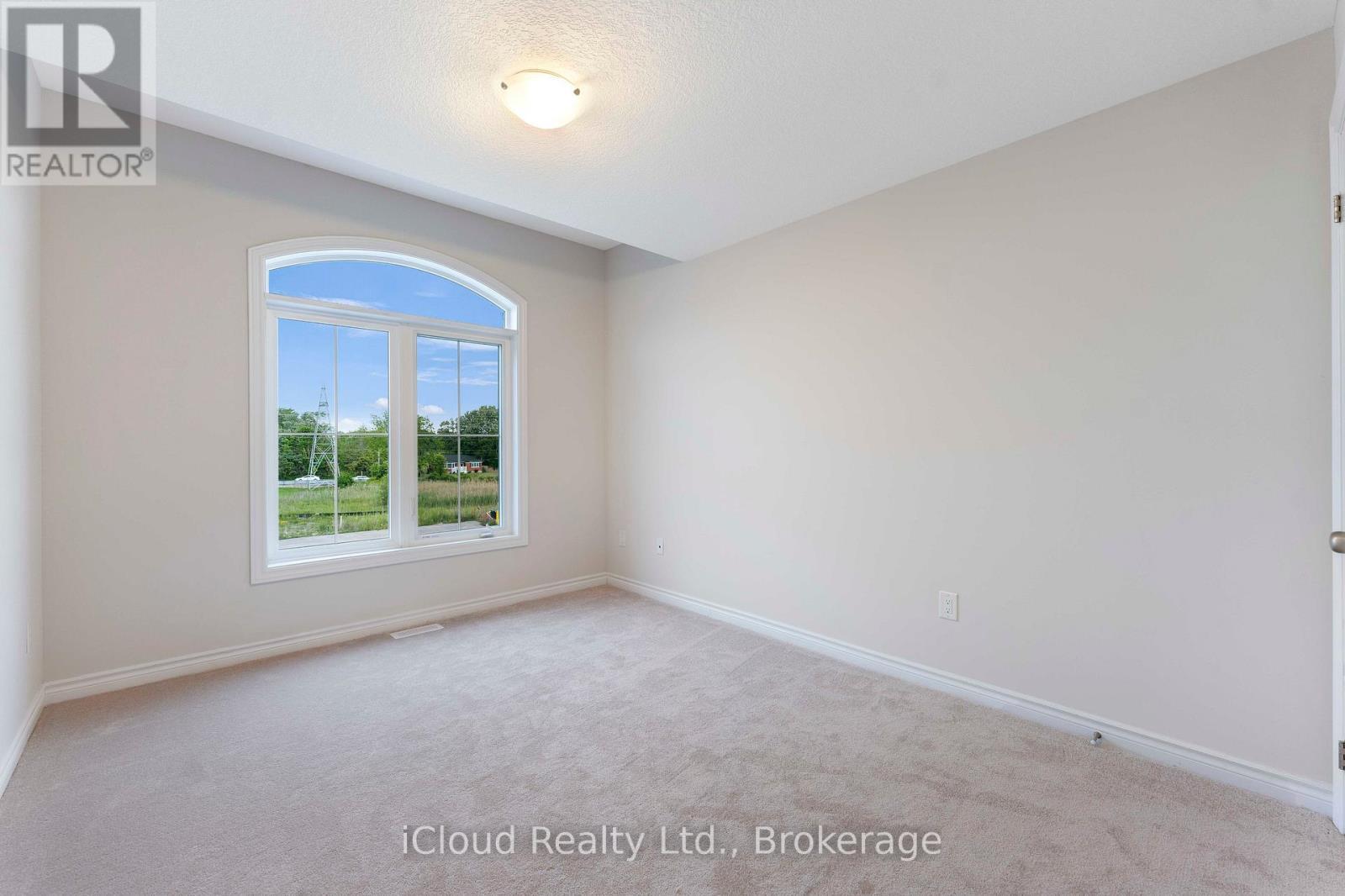 133 - 677 Park Road N, Brantford, ON - Indoor Photo Showing Other Room