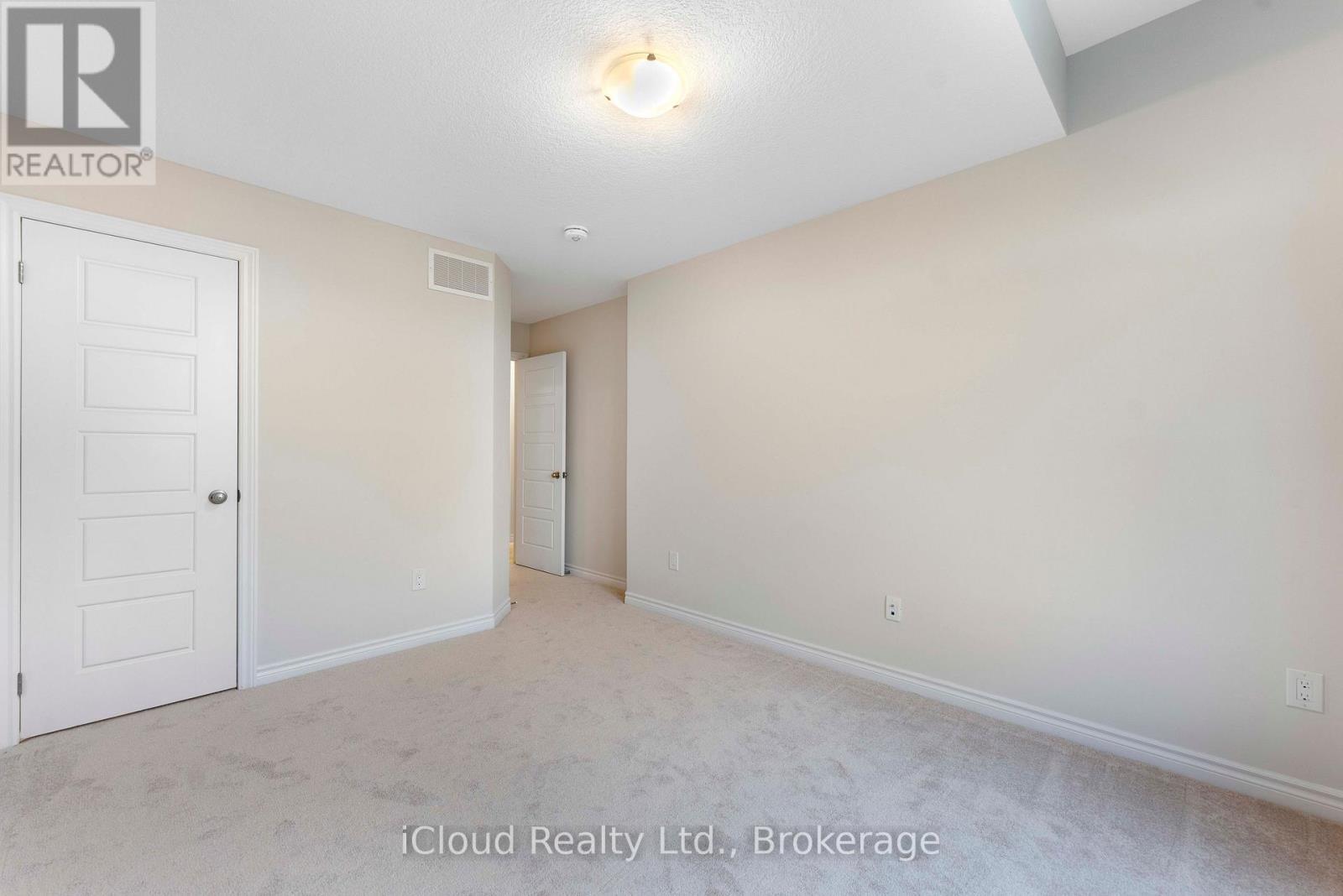 133 - 677 Park Road N, Brantford, ON - Indoor Photo Showing Other Room