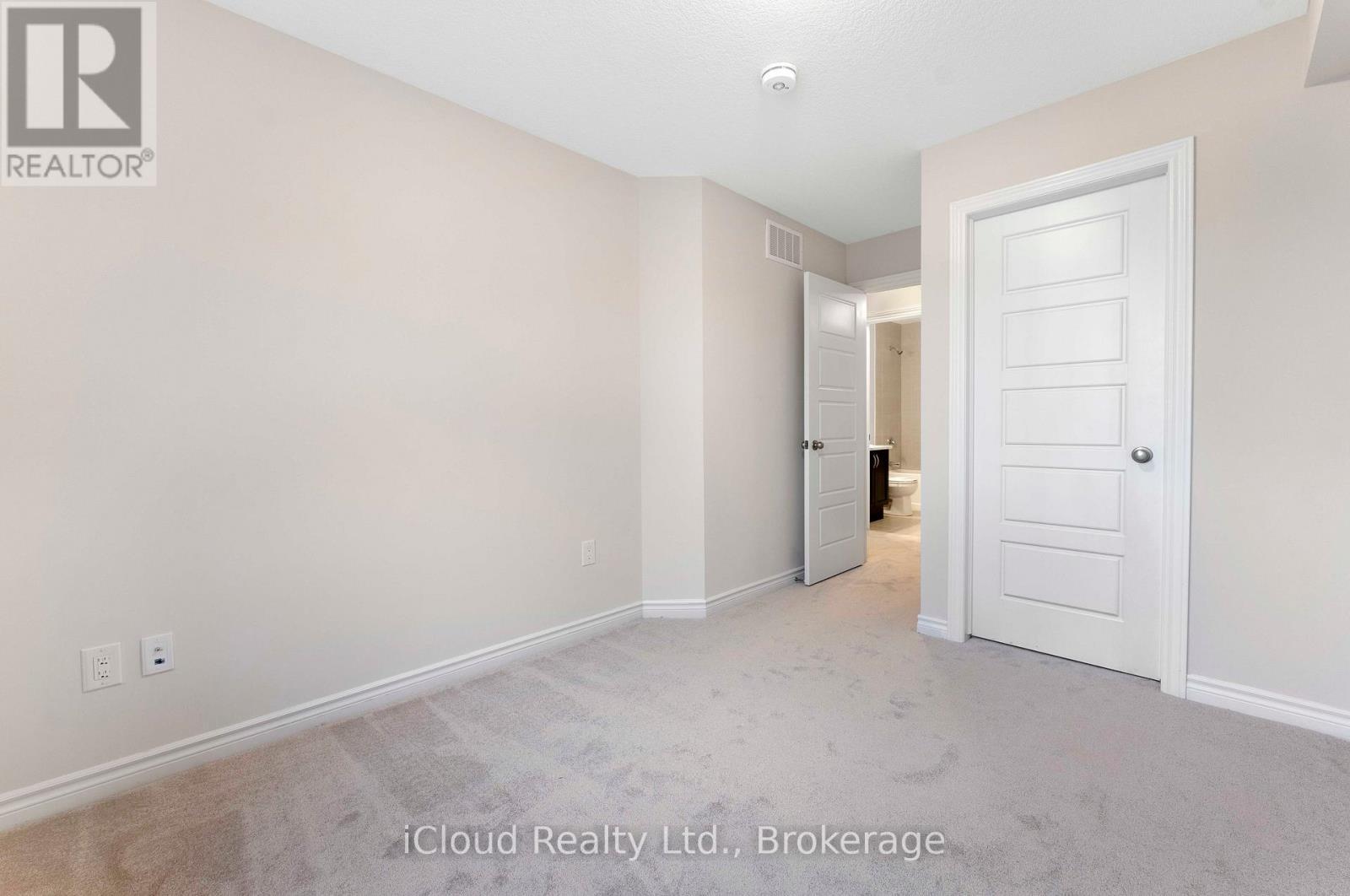 133 - 677 Park Road N, Brantford, ON - Indoor Photo Showing Other Room