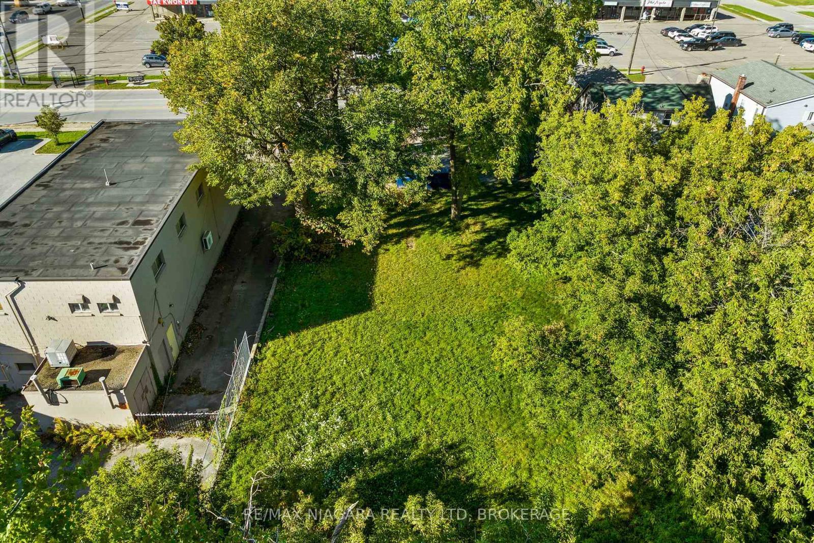 6192 Dunn Street, Niagara Falls (Arad/Fallsview), ON