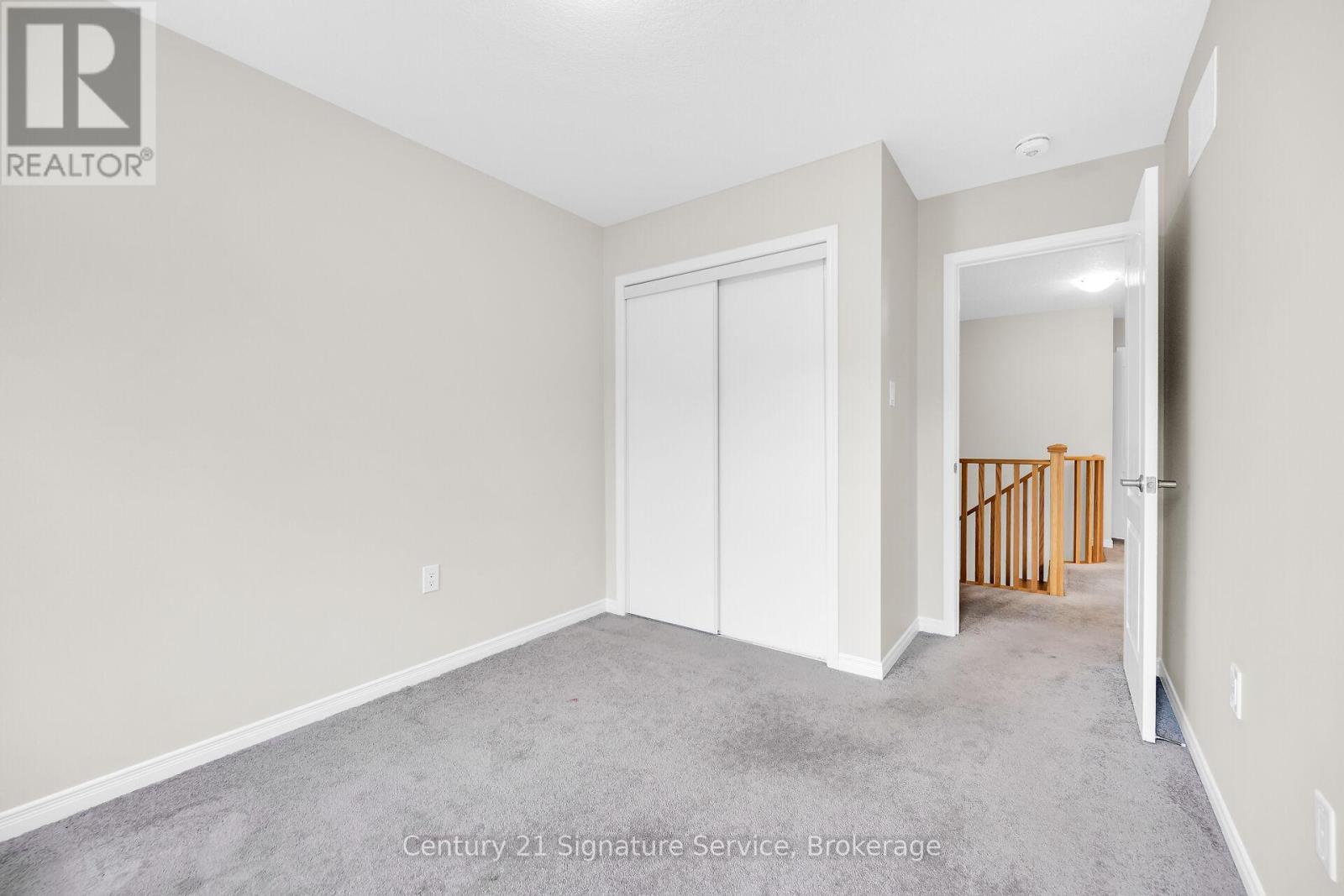 Bedroom #1 view from windows - 9 - 8273 Tulip Tree Drive, Niagara Falls, ON