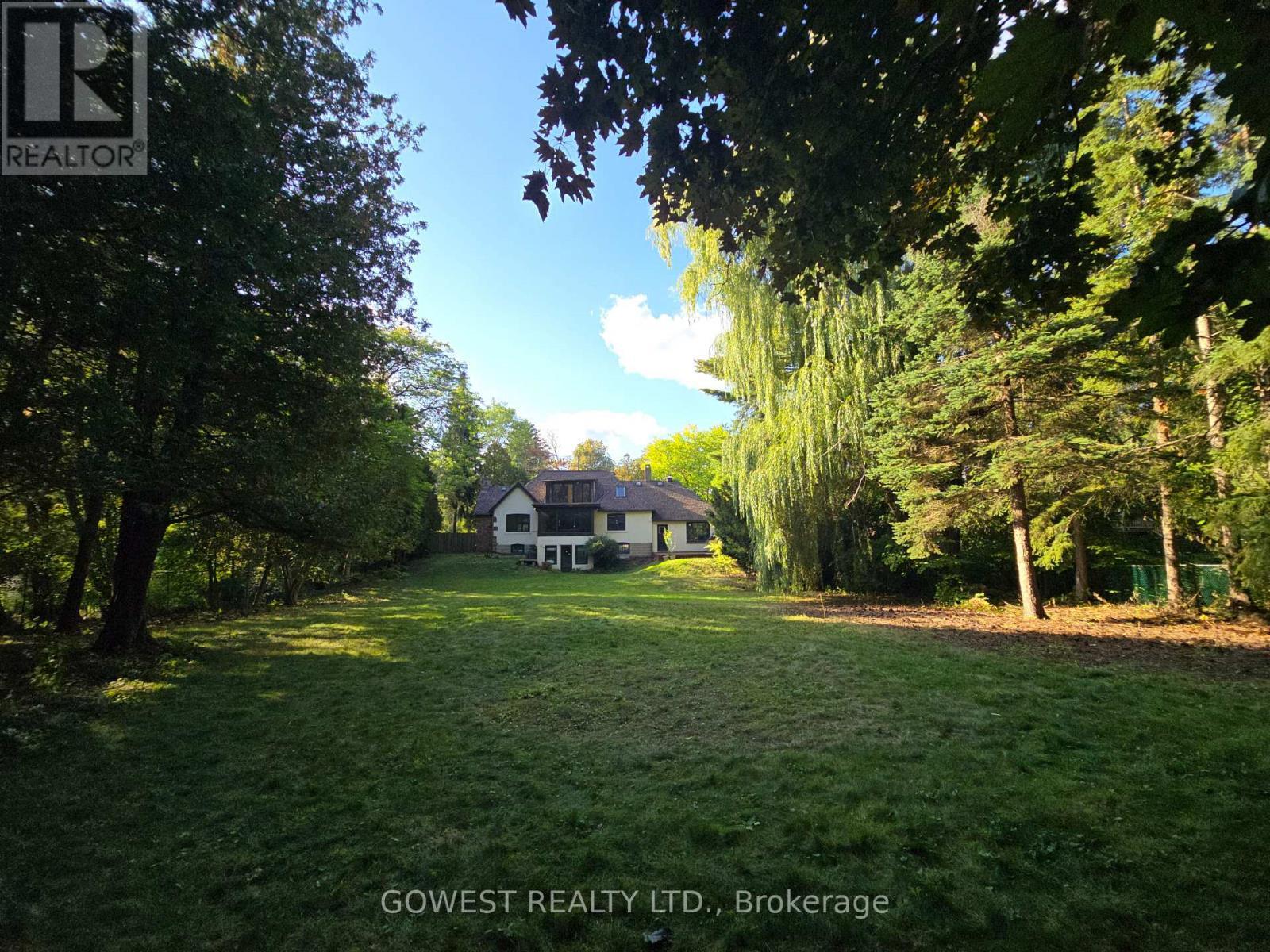 62 Pinewood Trail, Mississauga, ON - Outdoor