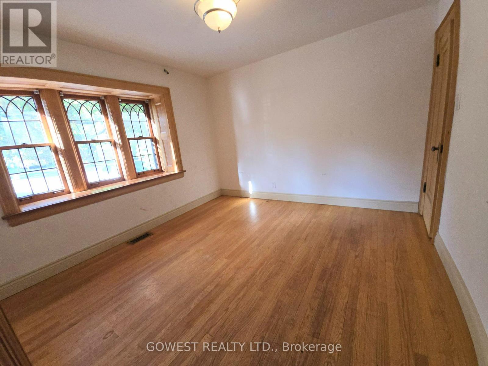 62 Pinewood Trail, Mississauga, ON - Indoor Photo Showing Other Room