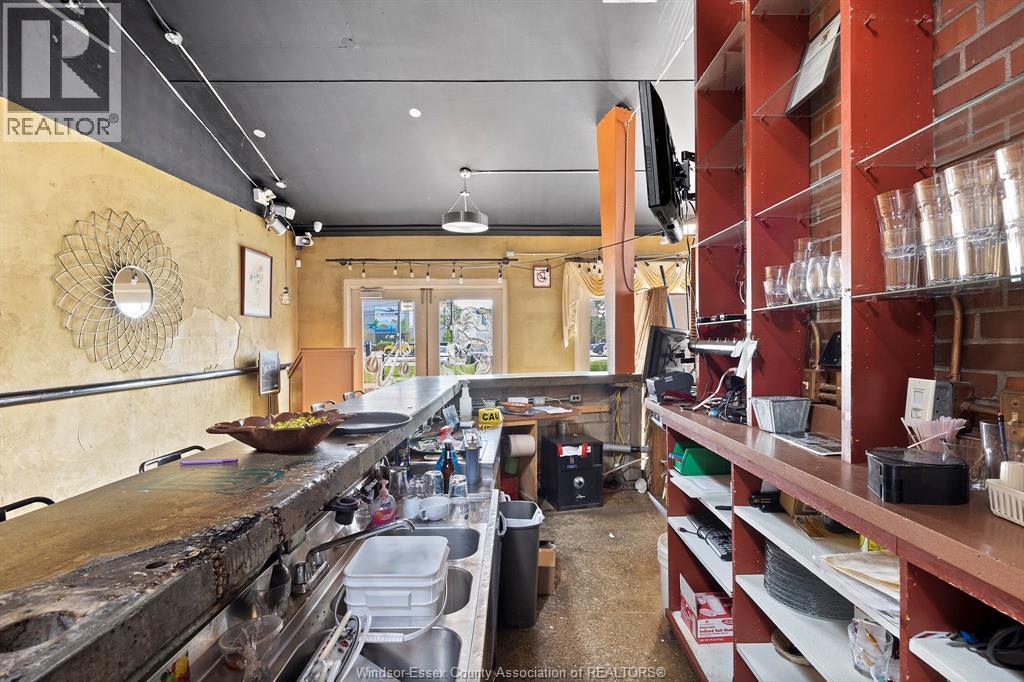 620 University Avenue West, Windsor, ON