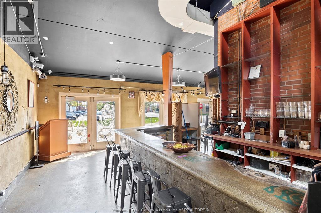 620 University Avenue West, Windsor, ON