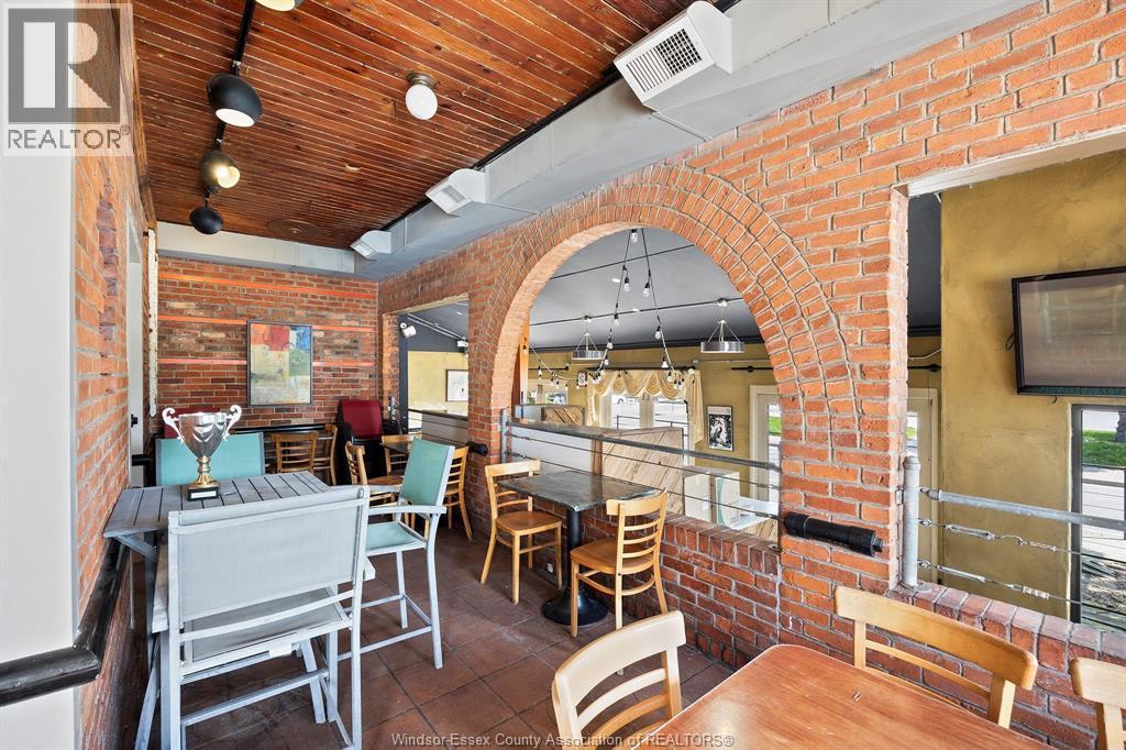 620 University Avenue West, Windsor, ON