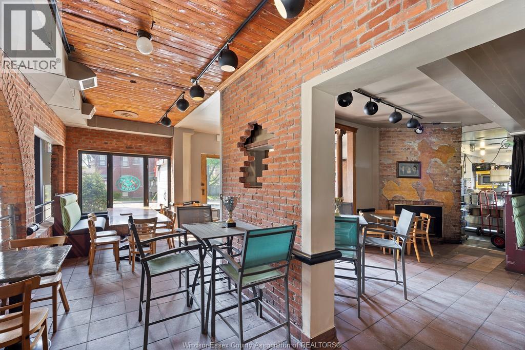 620 University Avenue West, Windsor, ON