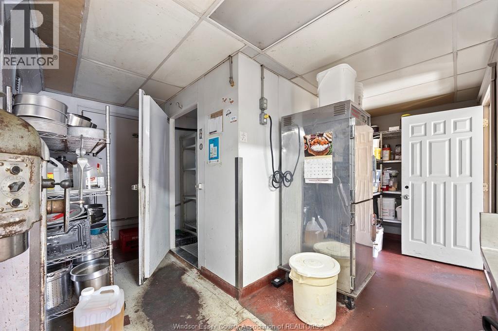 620 University Avenue West, Windsor, ON