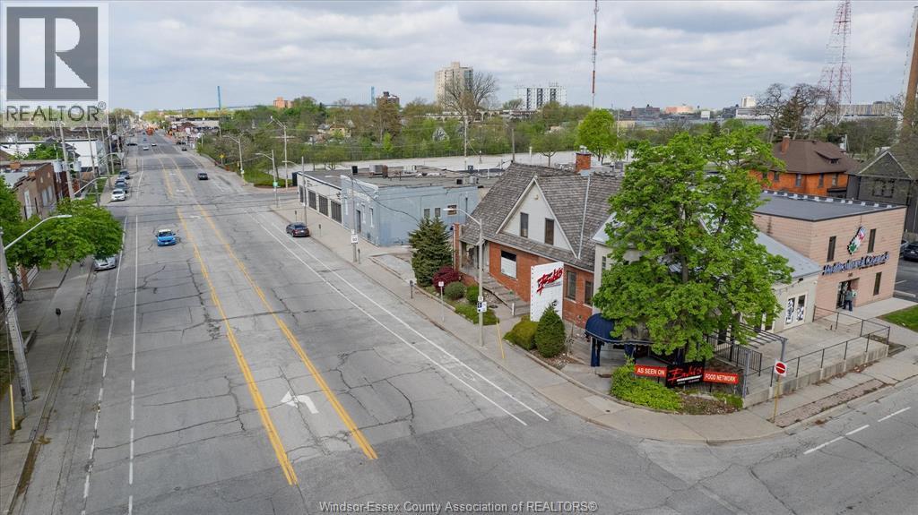 620 University Avenue West, Windsor, ON