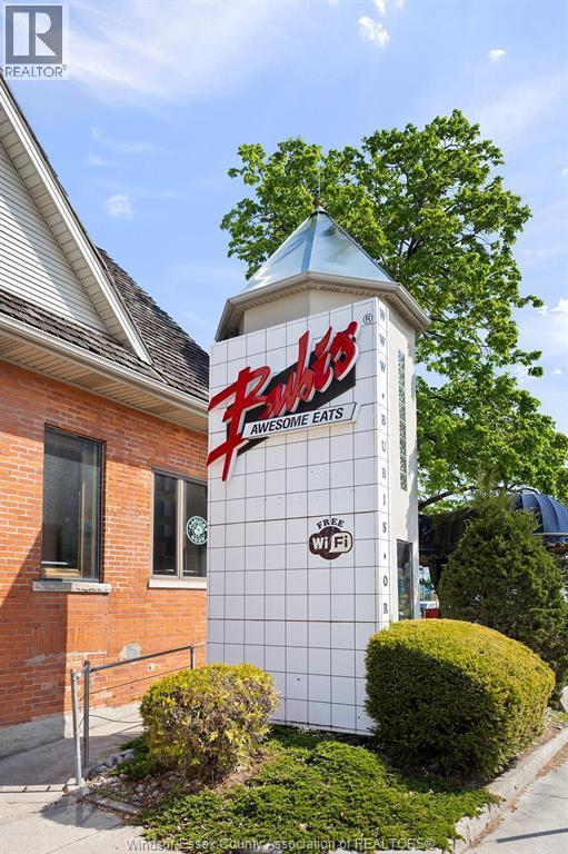 620 University Avenue West, Windsor, ON