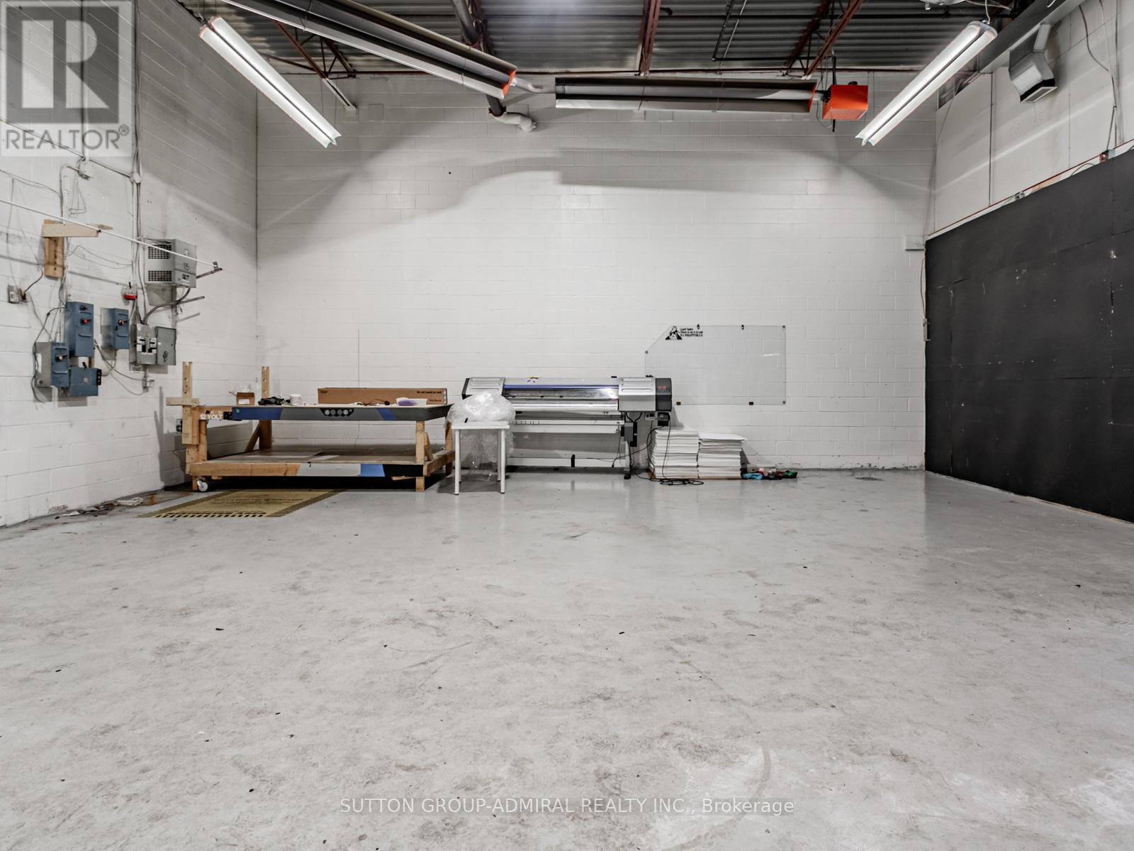 6 - 1606 Sedlescomb Drive, Mississauga, ON