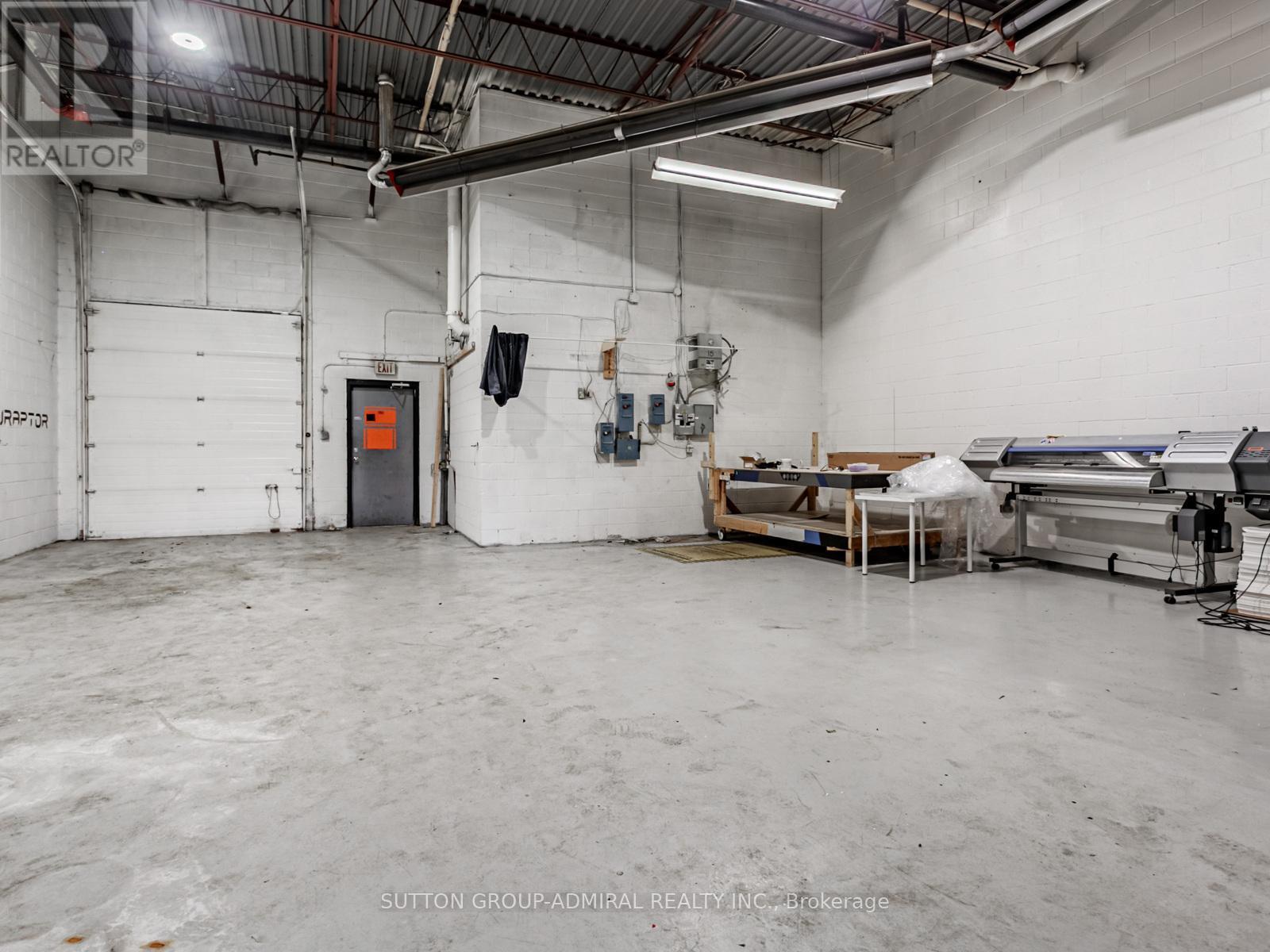 6 - 1606 Sedlescomb Drive, Mississauga, ON