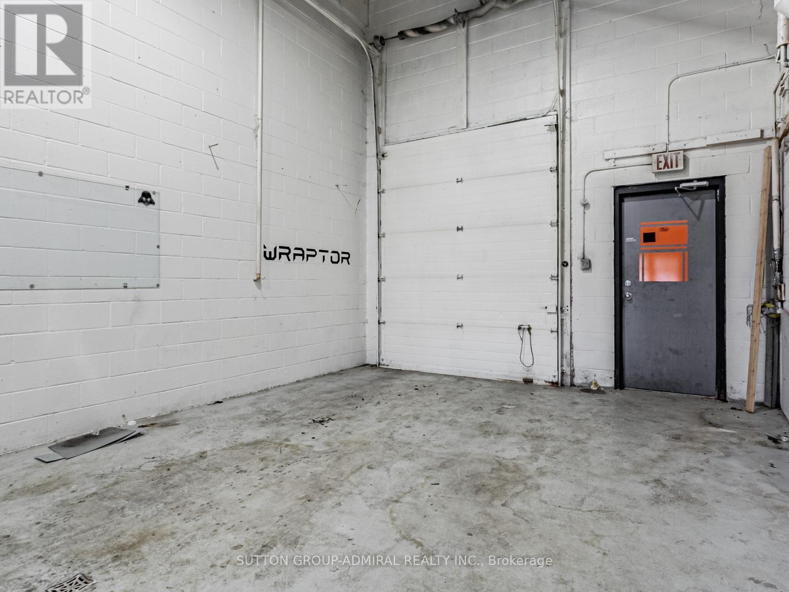 6 - 1606 Sedlescomb Drive, Mississauga, ON