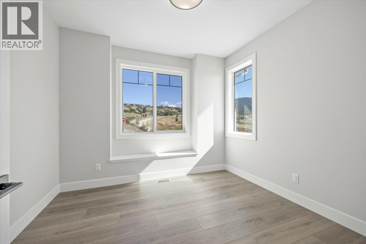 203 Whistler Place, Vernon, BC - Indoor Photo Showing Other Room