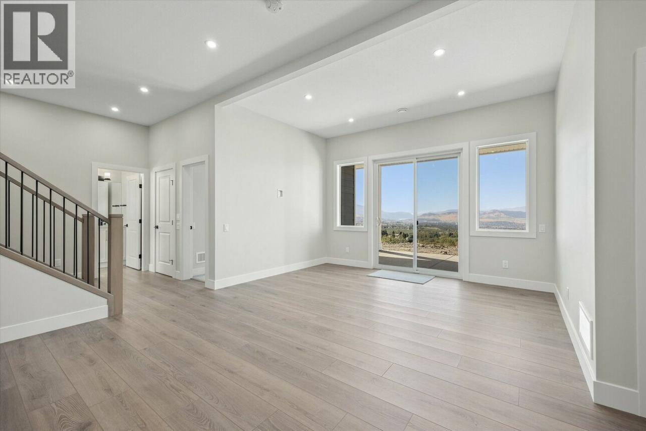 203 Whistler Place, Vernon, BC - Indoor Photo Showing Other Room