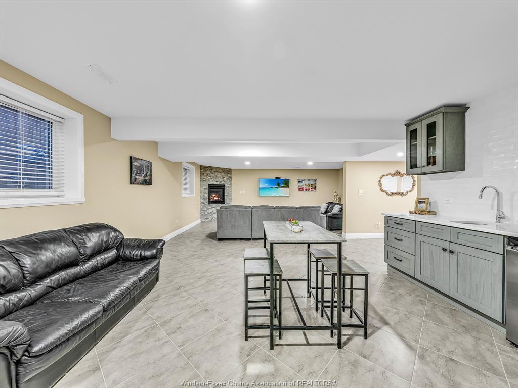 390 Welsh, Amherstburg, ON